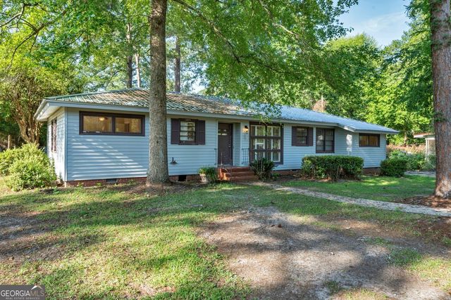 718 E 22nd Avenue, Cordele, GA 31015