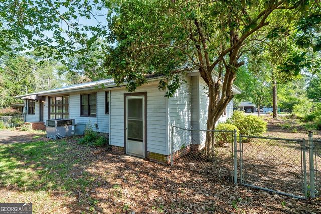 718 E 22nd Avenue, Cordele, GA 31015