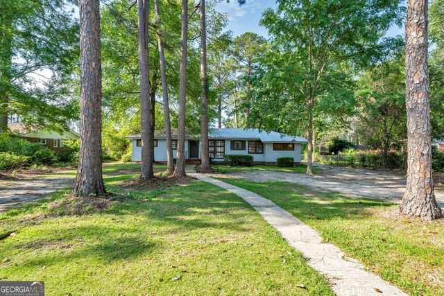718 E 22nd Avenue, Cordele, GA 31015