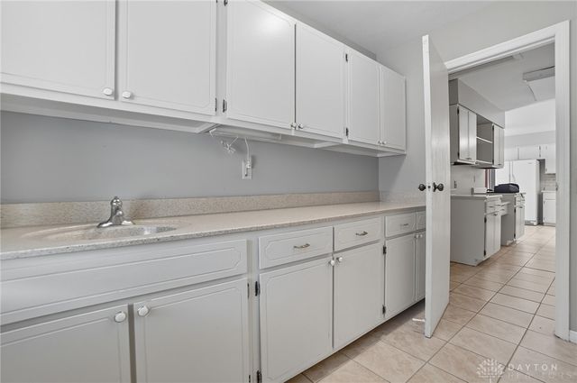 337 Honey Jane Drive, Beavercreek, OH 45434