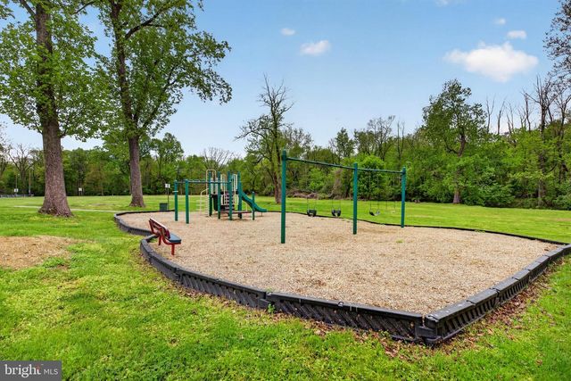 3528 WINDSOR DR, Bensalem, PA 19020