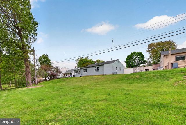 3528 WINDSOR DR, Bensalem, PA 19020