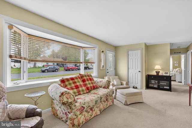 3528 WINDSOR DR, Bensalem, PA 19020
