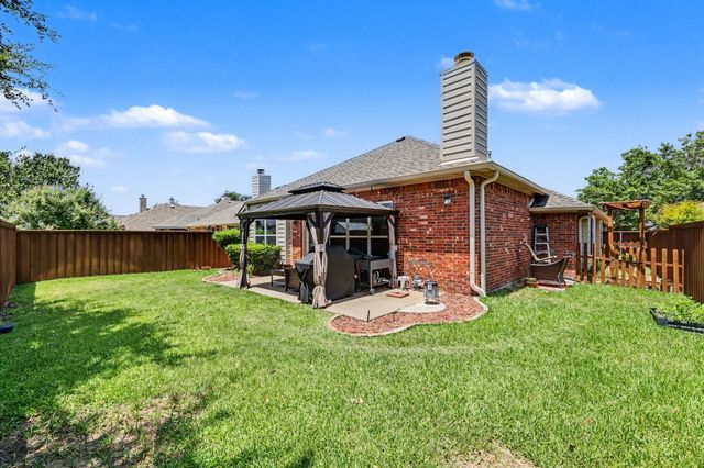 2620 Redcedar Drive, Little Elm, TX 75068