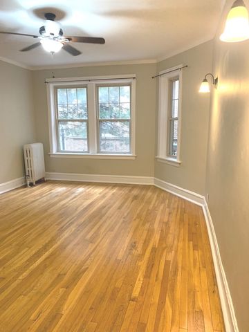 832 W Sunnyside Avenue 1S, Chicago, IL 60640