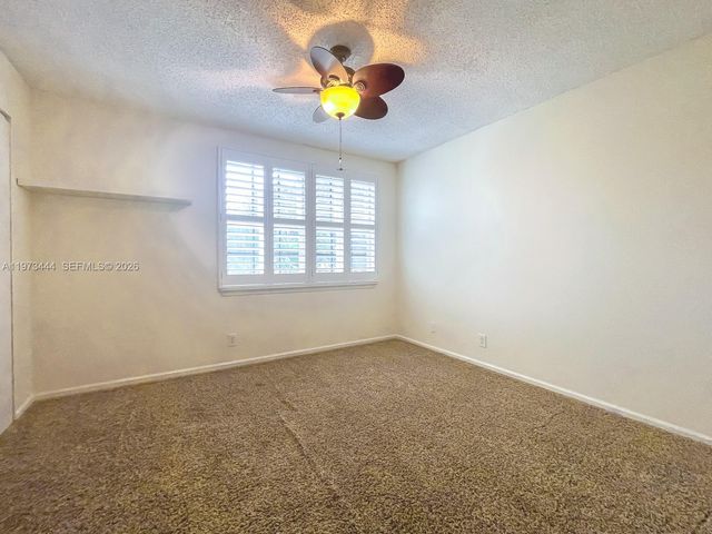 4904 SW 31st Ter, Dania Beach, FL 33312