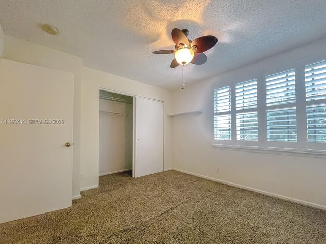 4904 SW 31st Ter, Dania Beach, FL 33312