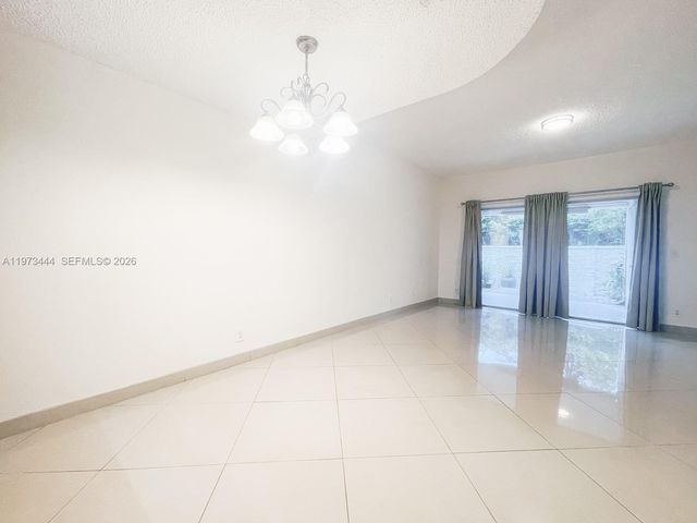 4904 SW 31st Ter, Dania Beach, FL 33312