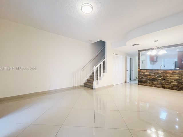 4904 SW 31st Ter, Dania Beach, FL 33312