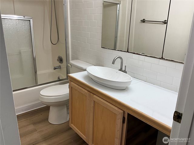 9618 Holly Drive, Everett, WA 98204