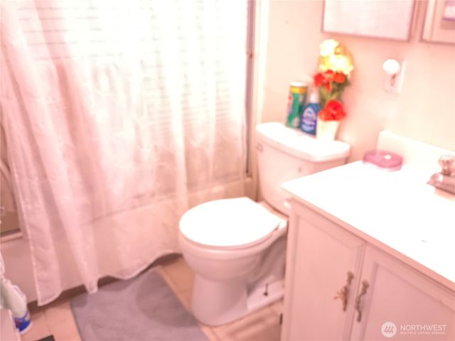 9618 Holly Drive, Everett, WA 98204