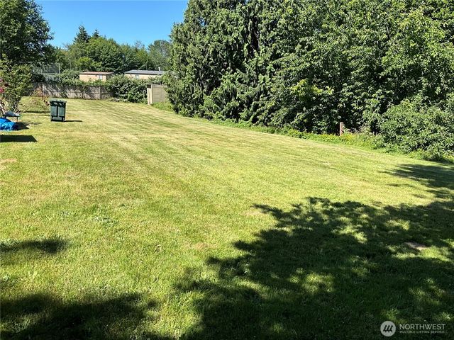 9618 Holly Drive, Everett, WA 98204