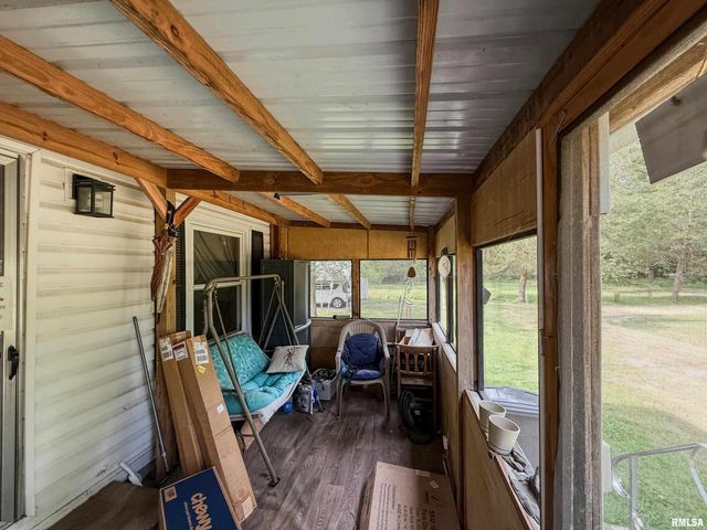 325 E WEBSTER Street, Herrin, IL 62948