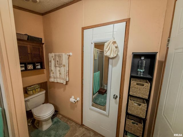 325 E WEBSTER Street, Herrin, IL 62948