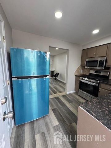 601 Ridgeway Avenue 3, South Amboy, NJ 08879