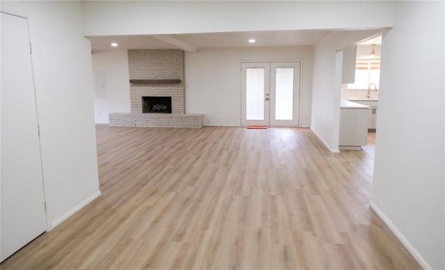 6217 Reeves Court, Oklahoma City, OK 73122