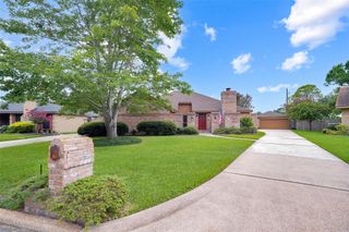 11515 Bent Trail Court, Houston, TX 77066