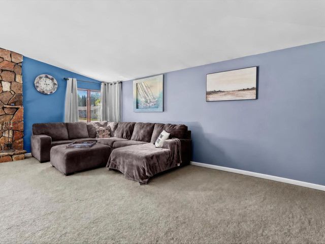 3919 Martin LANE, Two Rivers, WI 54241