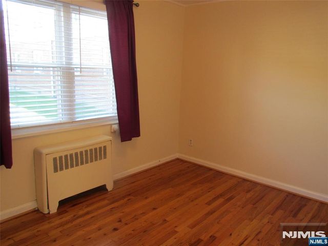 110 HASTINGS Avenue 110, Rutherford, NJ 07070
