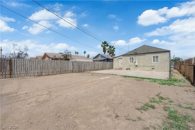 965 Miller Avenue, Las Vegas, NV 89106