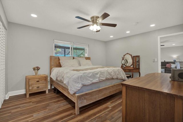 8781 LEONA STREET, Seminole, FL 33772