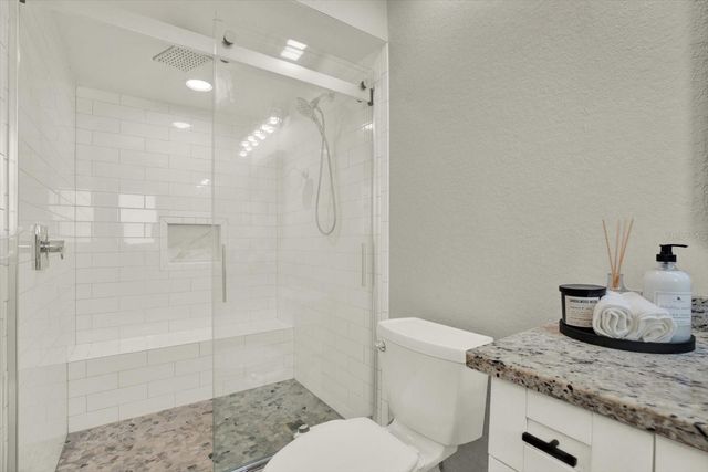 8781 LEONA STREET, Seminole, FL 33772