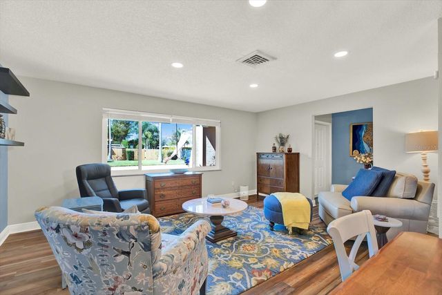 8781 LEONA STREET, Seminole, FL 33772