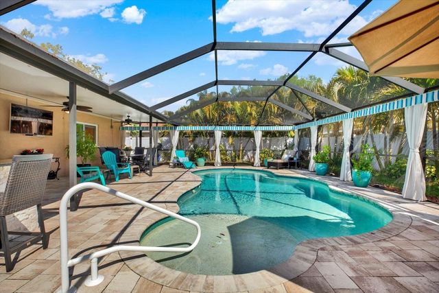 8781 LEONA STREET, Seminole, FL 33772