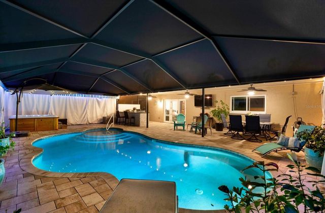 8781 LEONA STREET, Seminole, FL 33772