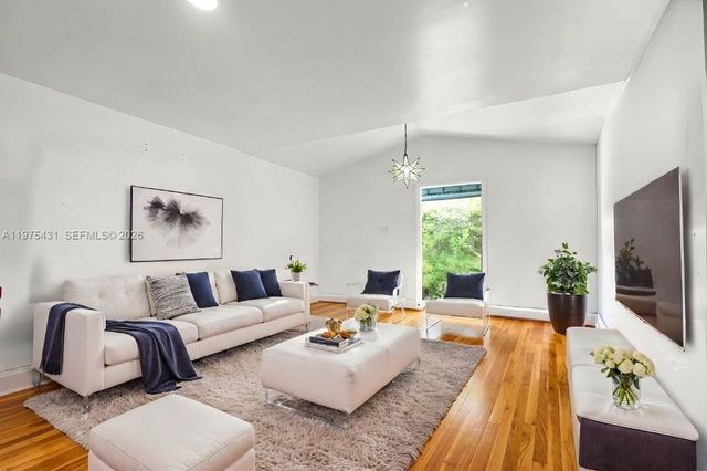 11809 NE 1st Avenue, Miami, FL 33161