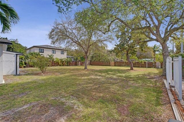 11809 NE 1st Avenue, Miami, FL 33161