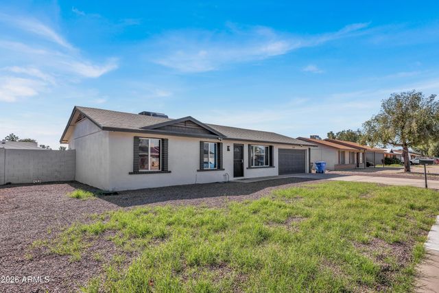 2115 W MORROW Drive, Phoenix, AZ 85027