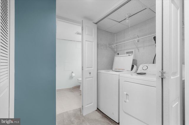 107 S NORWINDEN DR, Springfield, PA 19064