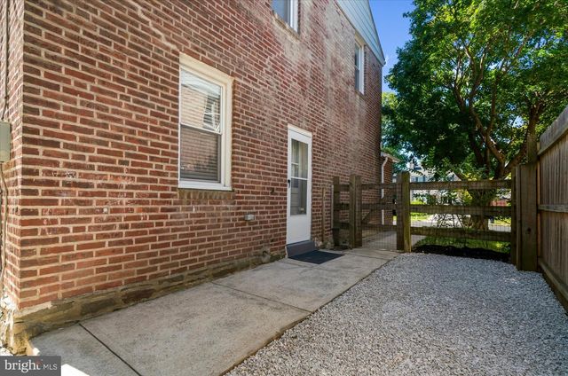 107 S NORWINDEN DR, Springfield, PA 19064