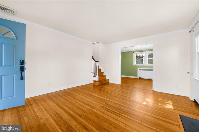 107 S NORWINDEN DR, Springfield, PA 19064