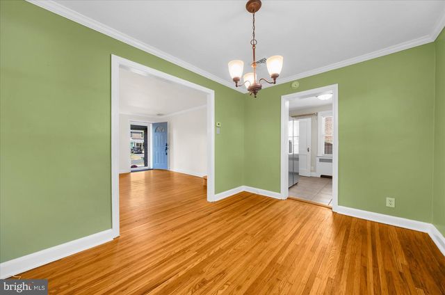 107 S NORWINDEN DR, Springfield, PA 19064