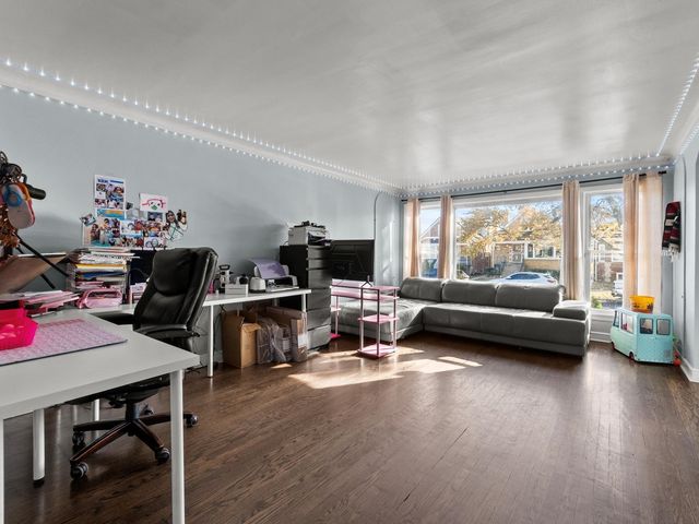 3434 W 71st Place, Chicago, IL 60629