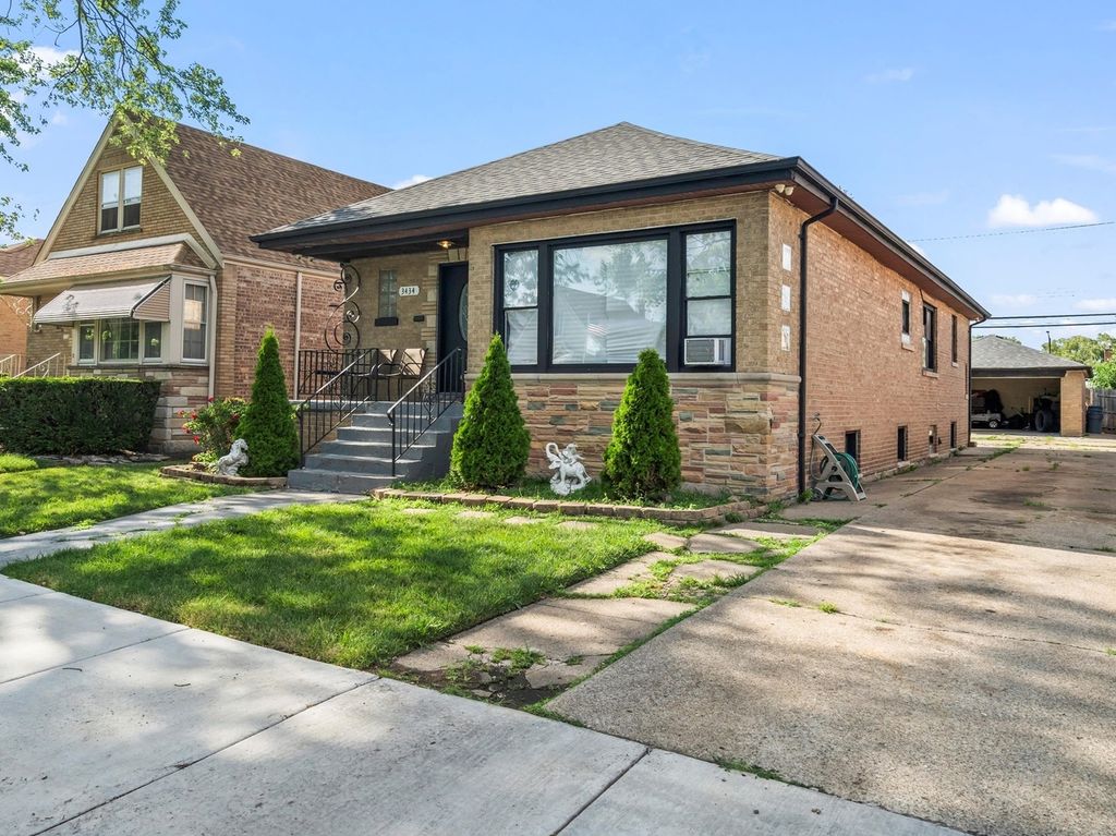 3434 W 71st Place, Chicago, IL 60629