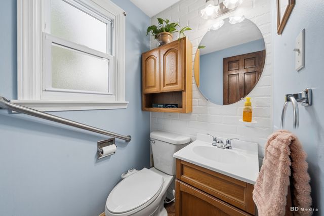 9826 Nottingham Avenue, Chicago Ridge, IL 60415