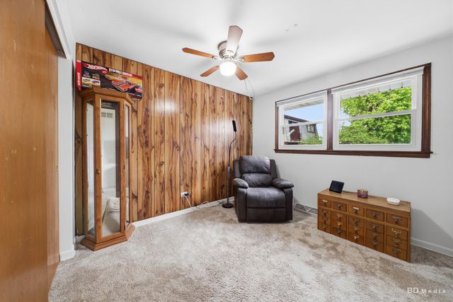 9826 Nottingham Avenue, Chicago Ridge, IL 60415