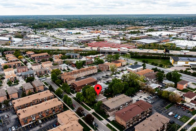9826 Nottingham Avenue, Chicago Ridge, IL 60415