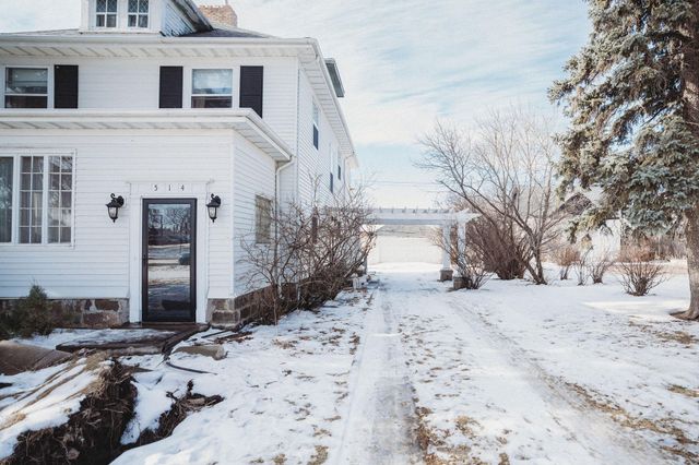 514 2nd Avenue SE, Jamestown, ND 58401