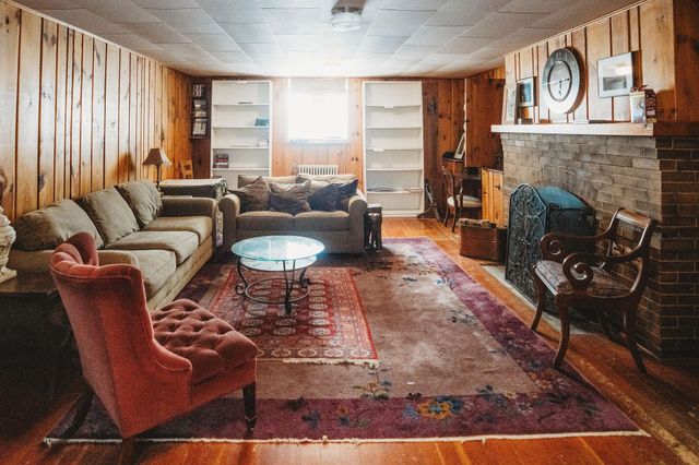 514 2nd Avenue SE, Jamestown, ND 58401