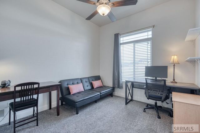 3918 E Hazelwood Way, Ammon, ID 83406