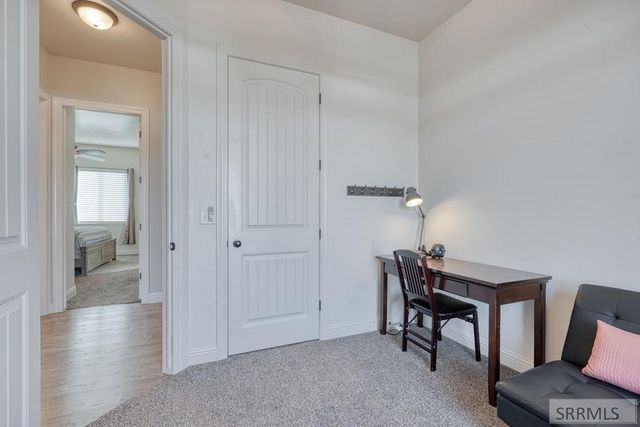 3918 E Hazelwood Way, Ammon, ID 83406