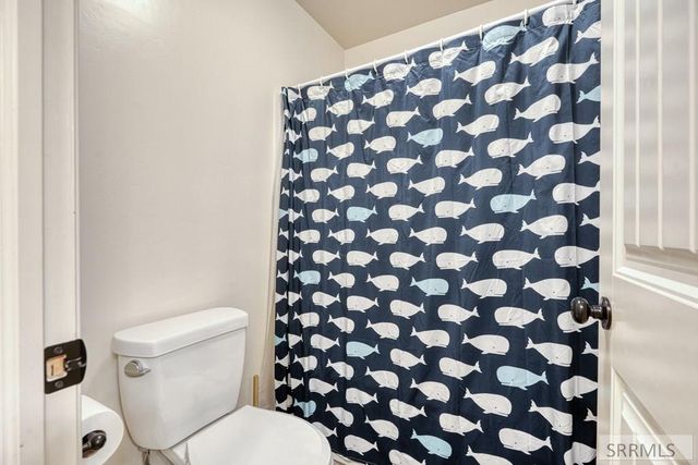 3918 E Hazelwood Way, Ammon, ID 83406