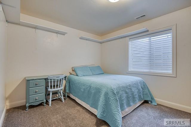 3918 E Hazelwood Way, Ammon, ID 83406