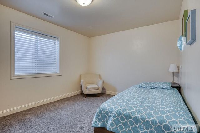 3918 E Hazelwood Way, Ammon, ID 83406