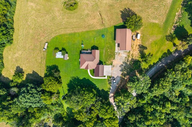 8551 Crawley Hill Rd, Mount Pleasant, TN 38474