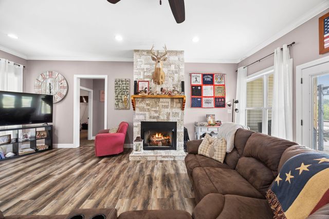 8551 Crawley Hill Rd, Mount Pleasant, TN 38474
